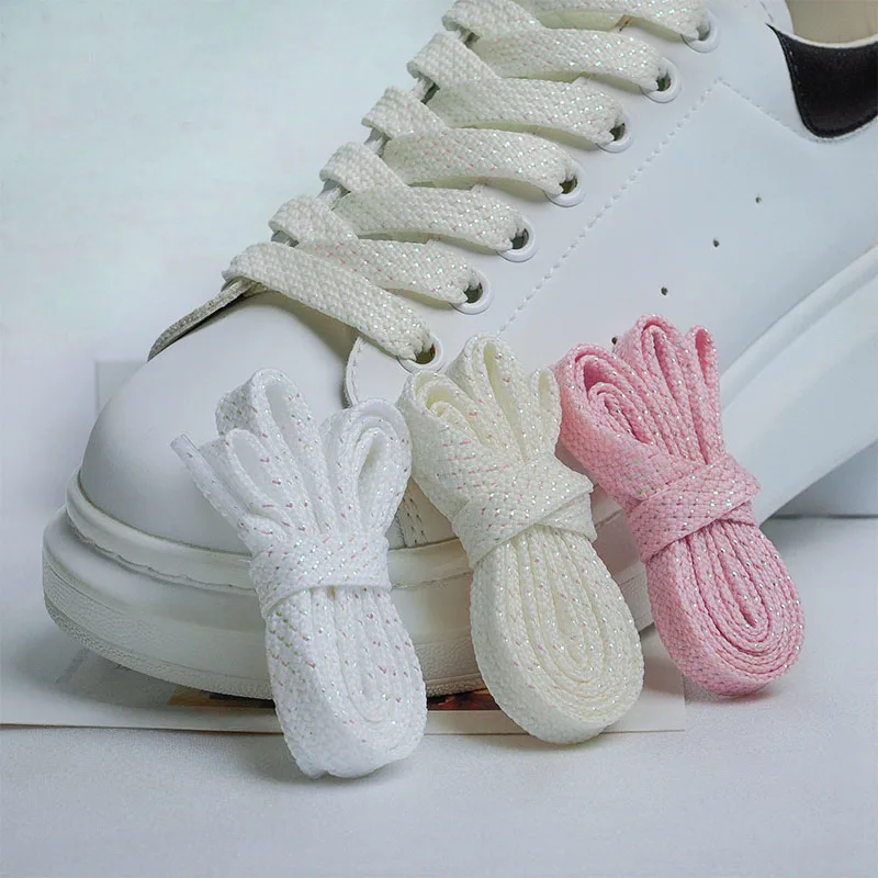 cleaning white shoelaces