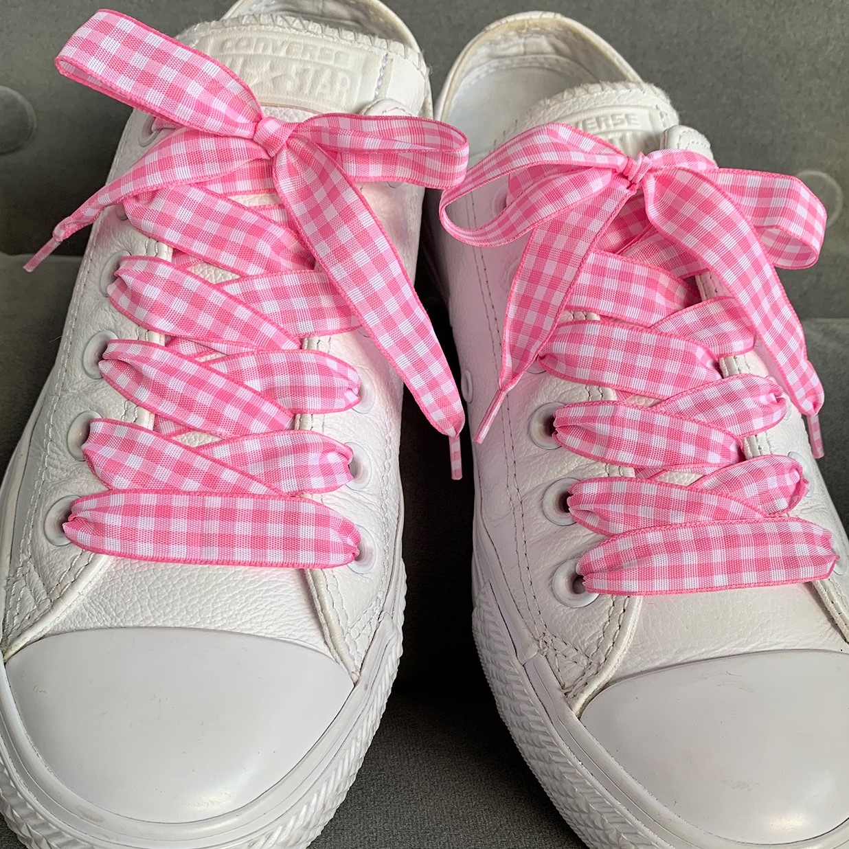 pink shoelaces